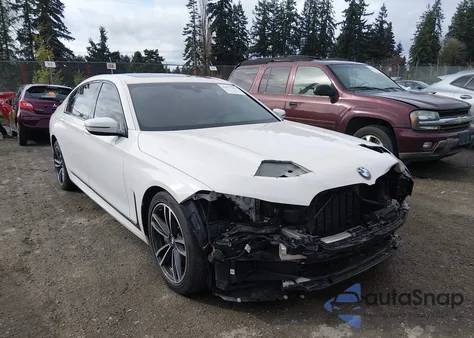 2022 BMW 750I xDrive z USA, uszkodzony, nr VIN WBA7U2C03NCH40559